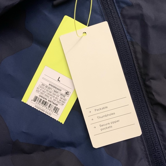 ❌ SOLD ❌ NEW Mens Navy Camouflage Windbreaker Hood Zip Jacket All in Motion L - Picture 8 of 9